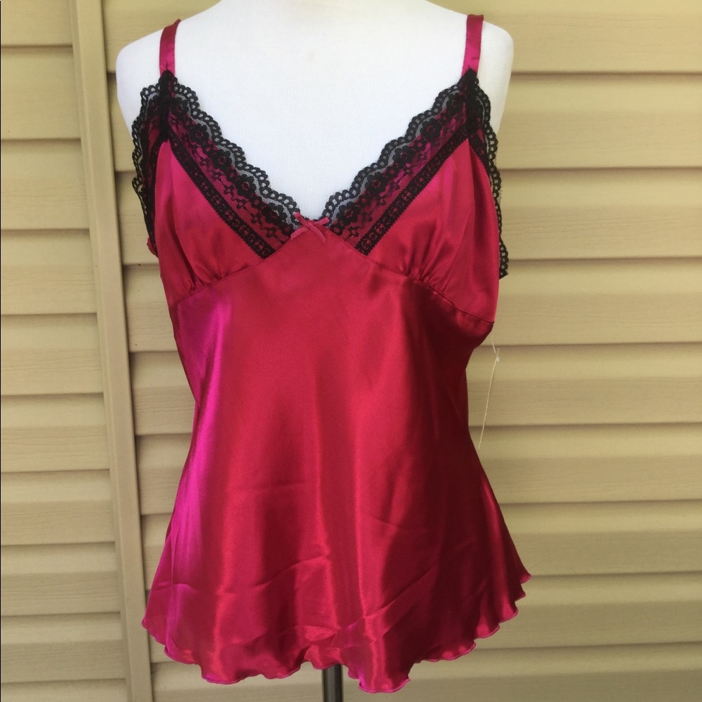 No Boundaries NWT Camisole